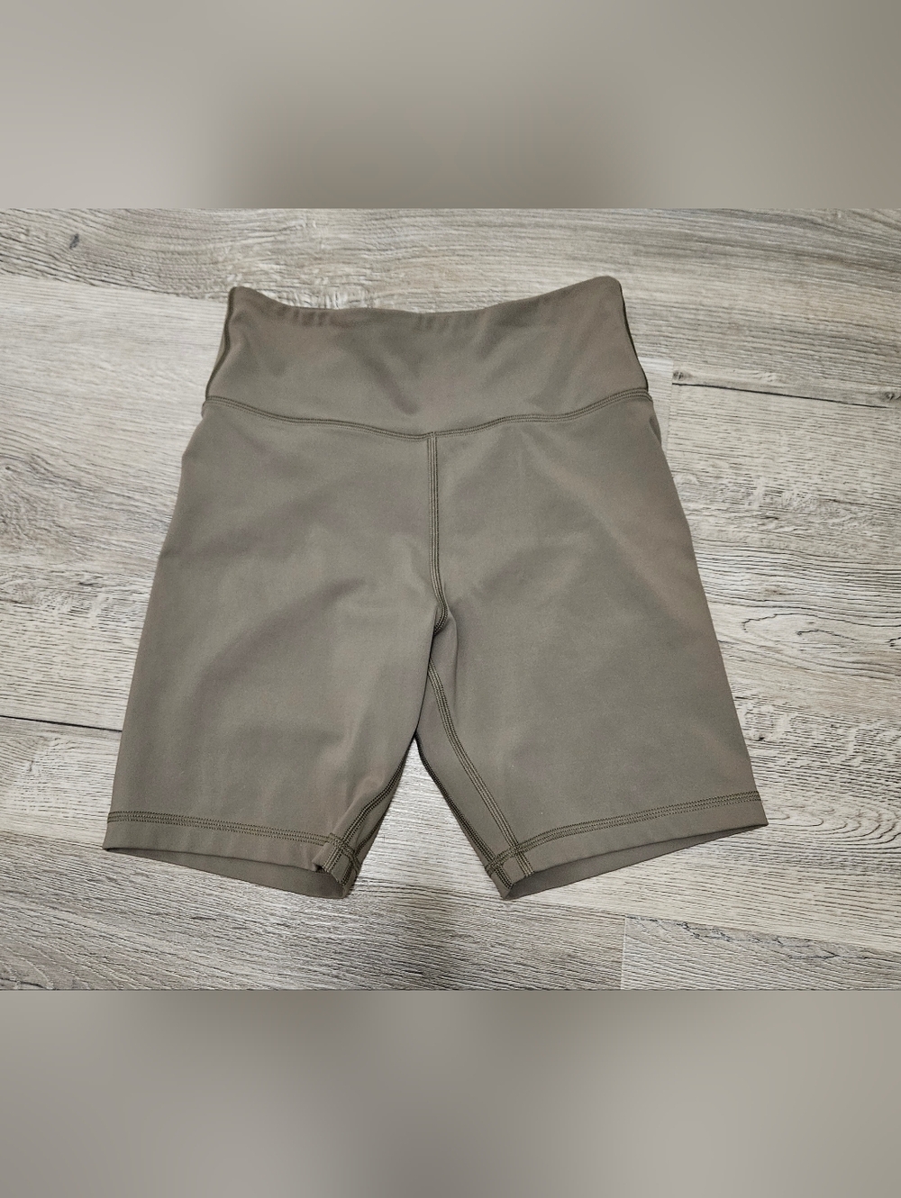 Tentree High-Waist Women’s Bike Shorts - Olive